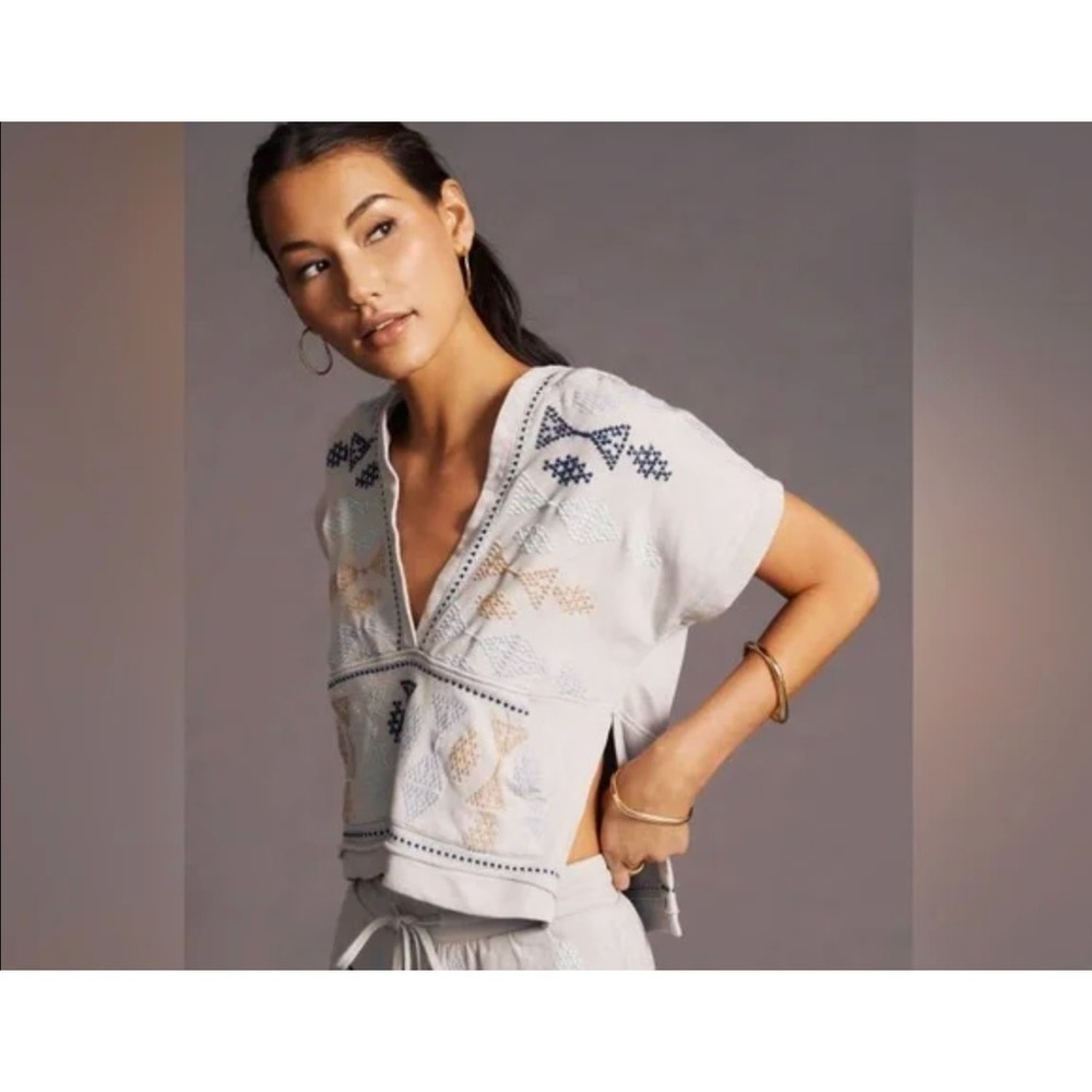 Anthropologie Light Gray Embroidered Short-Sleeve Sweatshirt